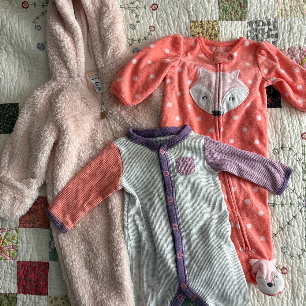 Carter’s 0-3 month girl’s winter bundle with sleeper and bunting